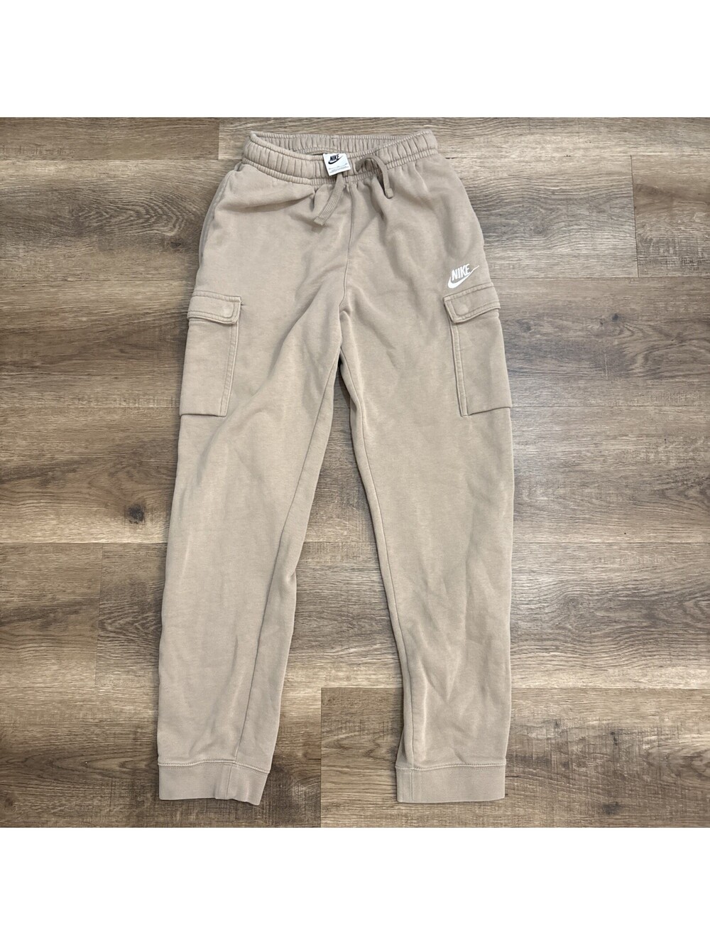 Nike Sportswear Club Fleece Cargo Pants boys XL Joggers TAN